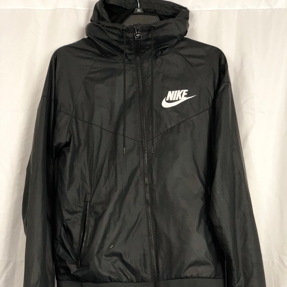 Nike wind braker